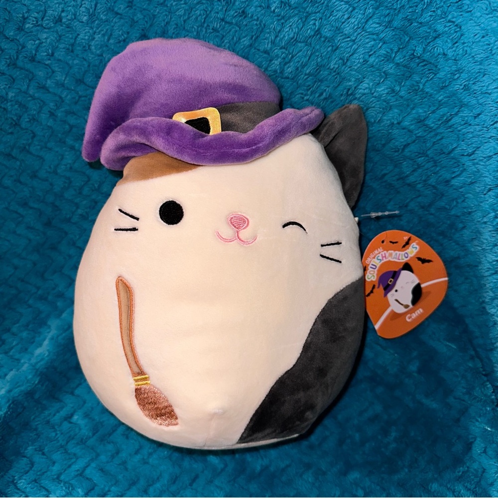 SQUISHMALLOWS Cam the Cat in Witch Halloween Costume 9in NWT